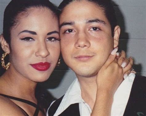 The True Story Of Chris Pérez Selenas Husband And Bandmate