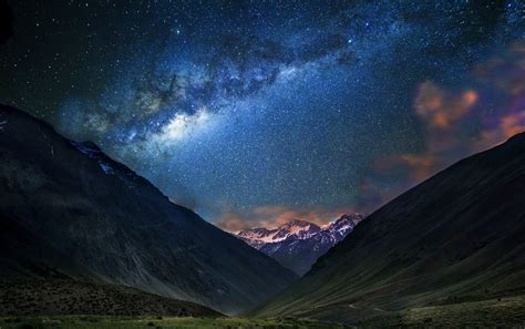 4556195 Galaxy Skiers Spotlights Nature Long Exposure