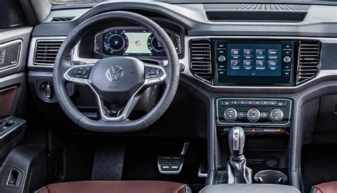 New 2020 Atlas Cross Sport Mastria Volkswagen