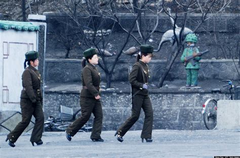 North Korea S Female Soldiers March In High Heels Photo Huffpost