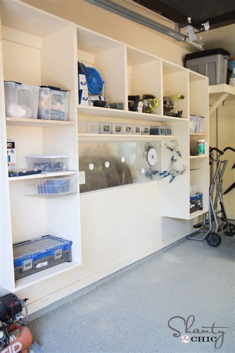 A garage can be so much more than just a space to park your car. Garage Organization - WOODWORKING PLANS!!