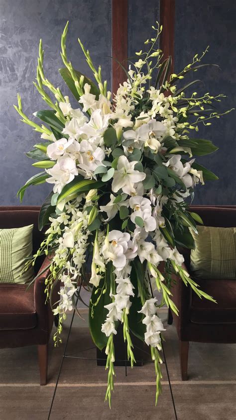 Standing Sprays For Funerals And Memorials Really Make A Beautiful