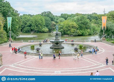 People Walking Around The Bethesda Fountain Editorial Photo Image Of