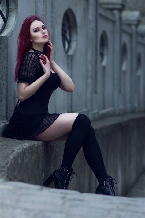 Goth Redhead Beauty Rredheadbeauties