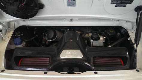 Heart Of The Beast Engine Bay Of A 911 Gt3 Rs 40 Porsche