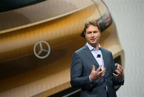Daimler Vorstand K Llenius Erwartet Mehr Jobs Durch E Mobilit T