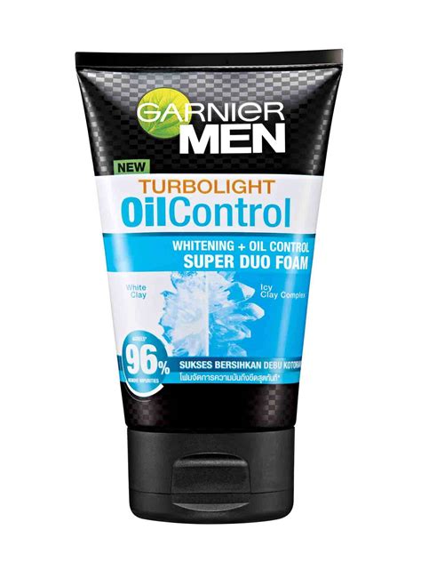 This garnier fairness moisturiser for men gives instant fairness from the very first application and also controls the excess oil and sweat on the face. Garnier Men | Garnier Men Turbo Light Oil Control ...