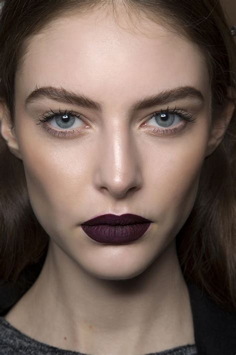 Goth Makeup Is Back For Fall—heres How To Make It Look Modern