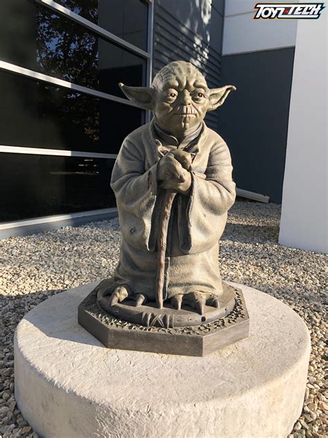 Sideshow Yoda Bronze Life Size Statue Toyzntech Il Portale Del