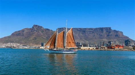 Cape Town Waterfront Boat Cruises