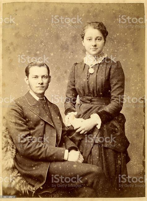 Photo Libre De Droit De Victorian Jeune Couple Vintage Photo Banque D
