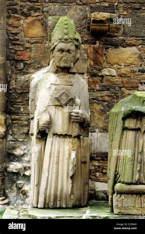 Elgin Cathedral Carved Effigy Of Bishop Innes Medieval Effigies