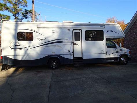 2005 Used Bigfoot 30mh29rq Class C In Louisiana La