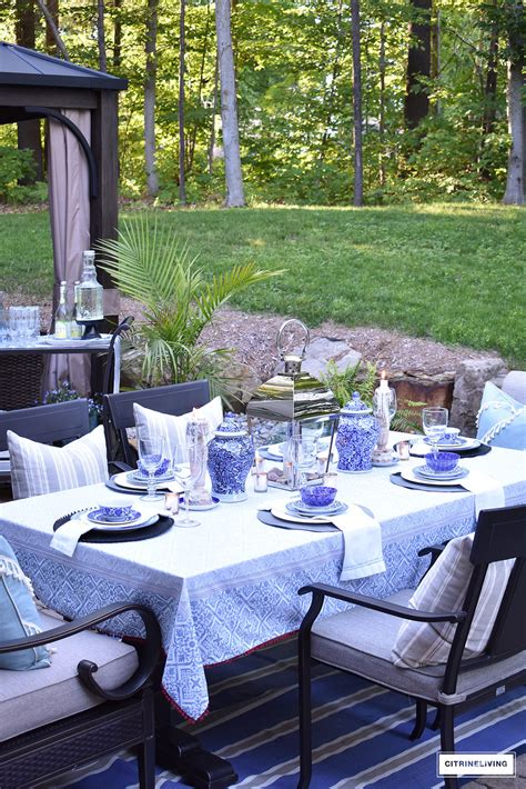 Outdoor Summer Tablescape In Blue And White