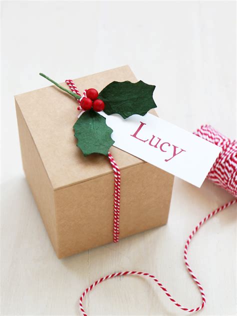 We did not find results for: DIY Christmas Gift Box | Small Gift Box from Paper Tree