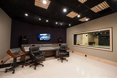 Columbia Recording Studio Control Room Nashville Tn Novawall