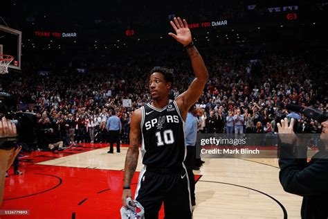 Demar Derozan Of The San Antonio Spurs Thanks Fans During A Game