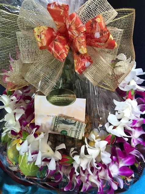 The beauty of gift baskets is that they provide several small gifts in one package. 152 best HAWAIIAN GIFT BASKETS (EXQUISITE BASKET ...