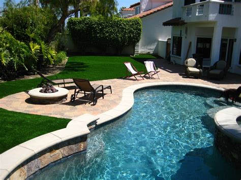 Below is a step by step guide on how to effectively lay your. Artificial Grass Cost: Fake Turf Installation Prices Guide (2018) | INSTALL-IT-DIRECT