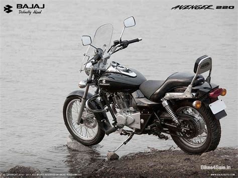 You also get a pretty big tank which features an ergonomic design and delivers a pretty generous range. Bajaj Avenger 220 DTSi Wallpaper - Bikes4Sale