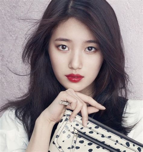 Suzy Is A South Korean Singer And Actress She Is A Member Of The Girl