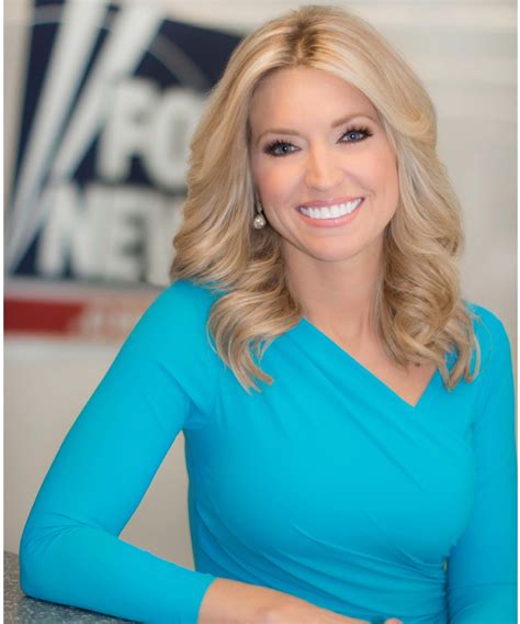 Ainsley Earhardt Hot Bikini Pictures Will Make Your Heart