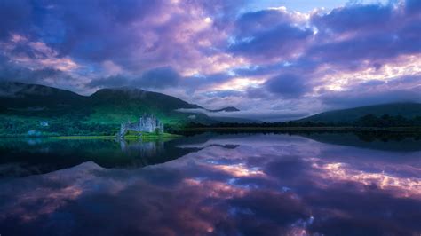 Kilchurn Castle In Scotland For St Andrews Day © Jon Arnolddanita Delimont 2018 11 30