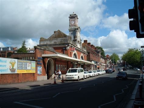 Tunbridge Wells Railway Station Tbw The Abc Railway Guide