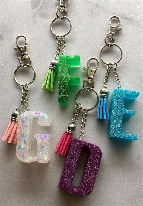 How To Make Resin Keychains With Pictures Diseasedappynessclub