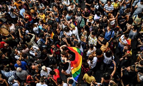 Police Use Rubber Bullets As Gay Groups Defy Ban March In Istanbul