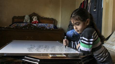Sari Azzam Bocah Suriah Pengidap Autisme Yang Kuasai Banyak Bahasa Asing