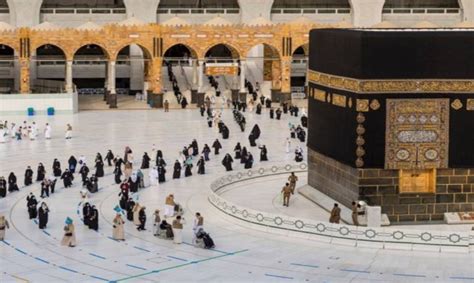 Makkah Grand Mosque Gets Ready To Receive Umrah Pilgrims Bol News