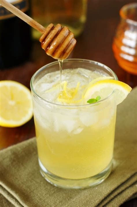 Garnish with a strip of lemon peel. Moscato Bee's Knees Wine Cocktail ~ for Summer Sipping ...