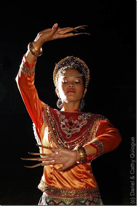 Singkil Dance Of Mindanao Cultural Dance Filipino Culture Philippines