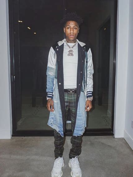 Nba Youngboy Outfit From November 10 2019 Whats On The Star