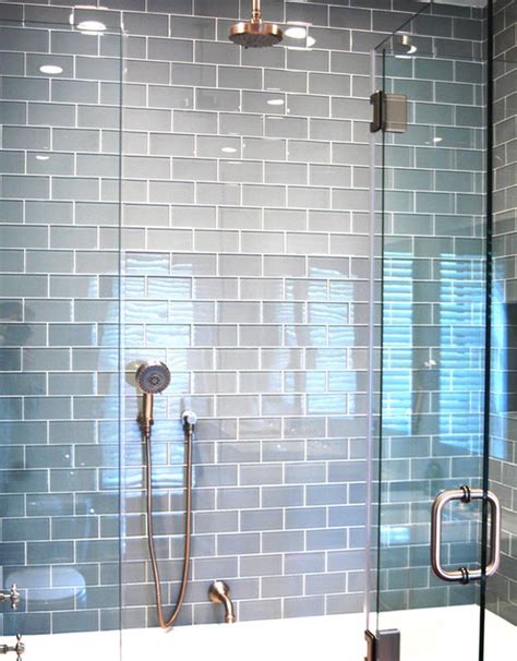 Our blue textured recycled glass tiles give this modern white bathroom a unique finish with added dimension. 40 blue glass bathroom tile ideas and pictures 2020