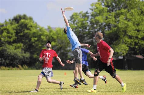 Montgomery to host Ultimate Frisbee championship - Aurora Beacon-News