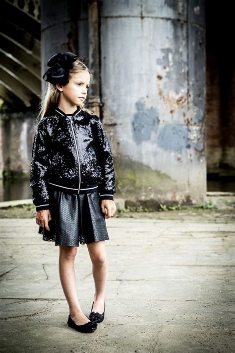 Discover 2018's hottest free kids fashion trends guide on the web. Kidswear Fashion Photography on location in Manchester ...