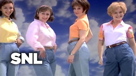 Mom Jeans Are Cool Tan France Rocks Them With Tina Fey Rachel Dratch