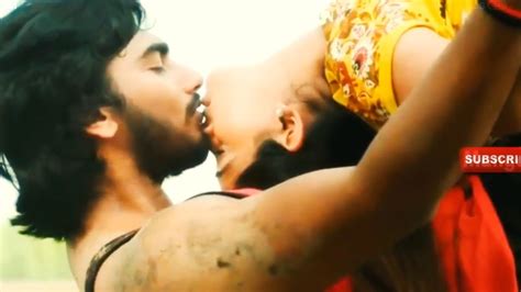 New Hot Kissing Scene Lip Kiss Hot Romance Whatsapp Status Video 2019 Tere Dar Par Sanam Youtube