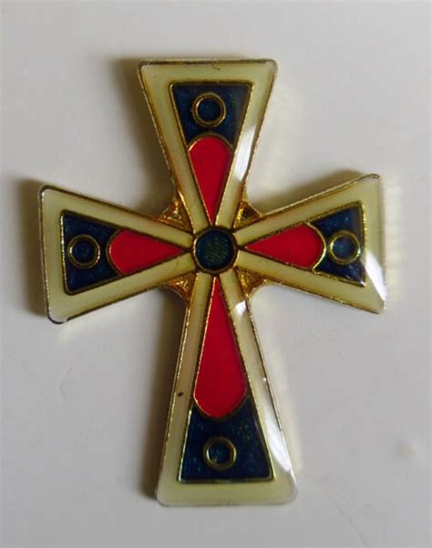 Red And Blue Cross Jesus Lapel Pin Christianity Religious Hat Pin Tie Tac