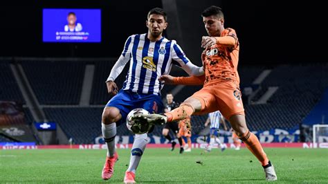 Uefa champions league trasmetta in linea gratuitamente. Pitchside view | UCL Round of 16 First leg | Porto ...