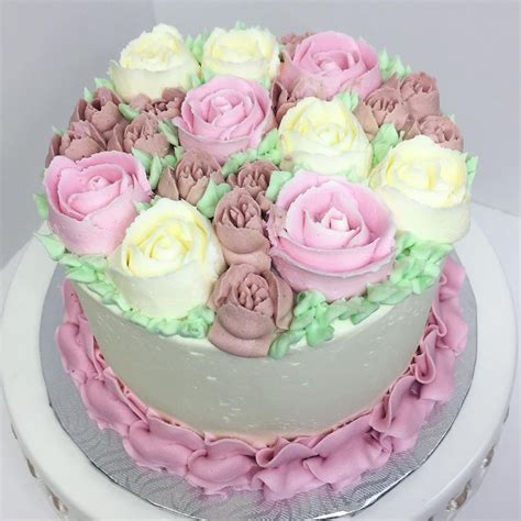 Send pastel dreams floral cake to your loved ones with ferns n petals. Buttercream Pastel Flower CAKE in 2020 | Cake, Flower cake, Butter cream
