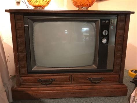 Vintage Xl 100 Solid State Rca Console Television Estate And Personal
