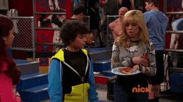 Sam Puckett Gifs Find Share On Giphy