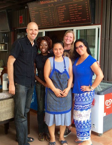 Thai corner kitchen darbojas taizemes restorāni, izbraukuma ēdināšana pēc pasūtījuma, halal restorāni, restorāni aktivitātēs. Coffee Corner Kitchen best food in Chiang Mai thailand ...