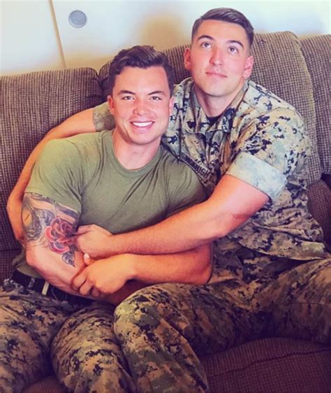 image hot army men gay lindo men kissing bear men beautiful men faces men in uniform hot