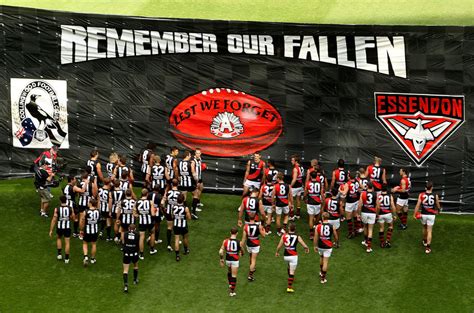 Follow essendon v collingwood in our live blog below! Collingwood Magpies vs Essendon Bombers teams, preview ...