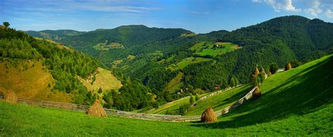 Iş seyahatindeki misafirler ücretsiz kahvaltı servisini seviyor. Cold Mountain | a village in Romania -Muntele Rece(Cluj ...
