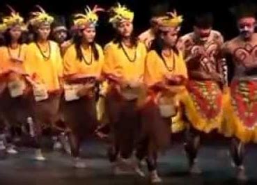 Pelajari pengertian,sifat,ciri berdasarkan pendapat para ahli lengkap dengan referensi & contoh. TARI YOSPAN, BUDAYA KONTEMPORER PAPUA | guruKATRO